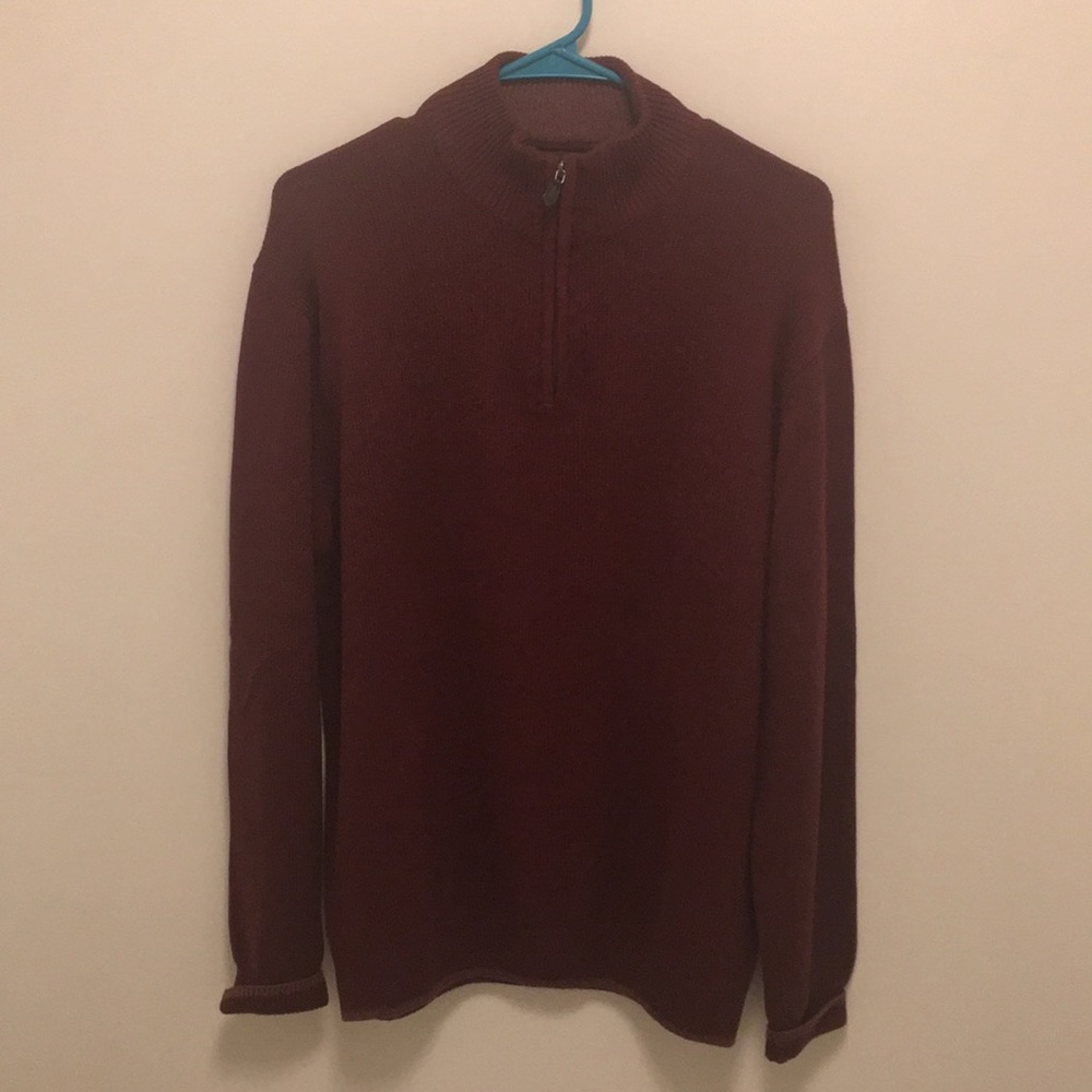 Perry Ellis Men’s Sweater.
